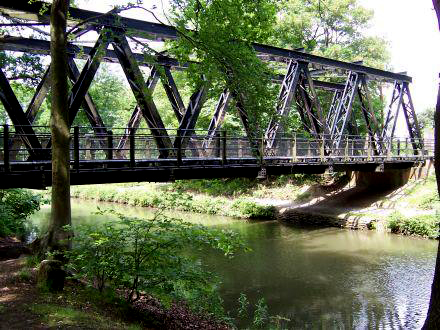 Claycart Bridge - Basingstoke Canal - Aldershot